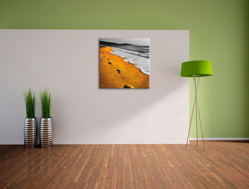 Pixxprint Spuren Im Sand am weiten Meer schwarz/weiss, Format: 70x70 als Leinwandbild, 70x70