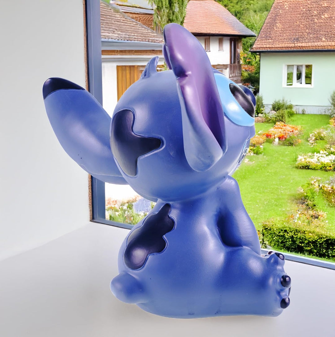 Gartenfigur Stitch – Disney's frecher Lilo & Stitch Alien zum Verlieben Sitzend - mit Ohren Oben (20