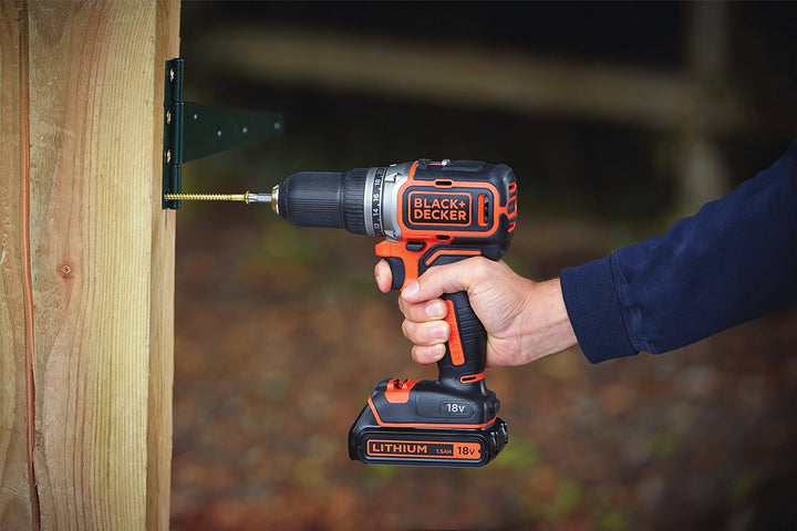 Black+Decker Akku-Bohrschrauber, Bohrmaschine (18 V 1.5Ah, bürstenloses 2-Gang-Getriebe, LED-Arbeits