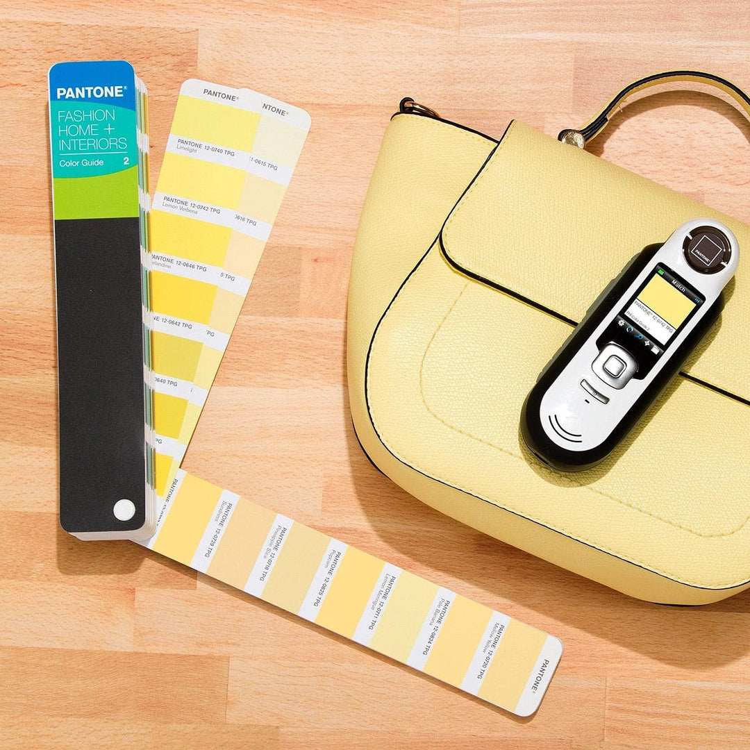 Pantone FHGC400A CAPSURE and Fashion, Home + INTERIORS Color Guide,
