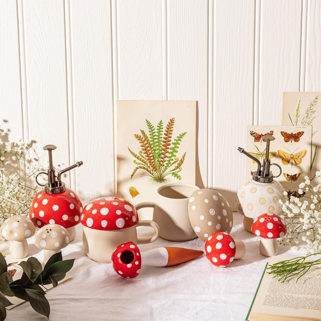 Sass & Belle Rot Mushroom Salz- und Pfeffer-Set aus Steinzeug