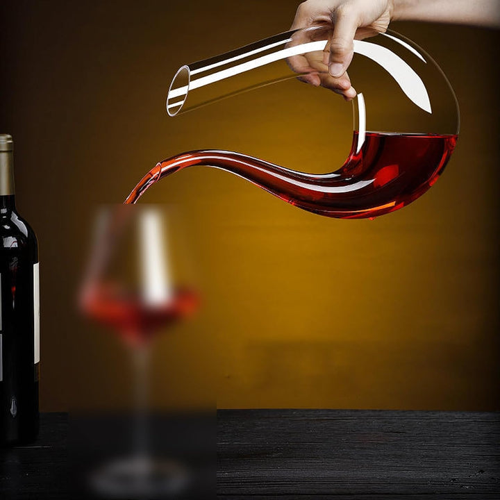 Red Wine Decanter, Glass Carafe Aerator, 100% Lead-Free Crystal Wine Carafe, Unique Wine Aerator Pre