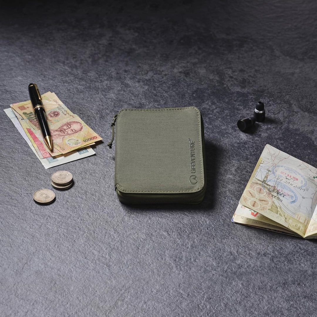 Lifeventure Geldbörse im Mini Reisen mit RFID-Schutz Olivgrün, Olivgrün