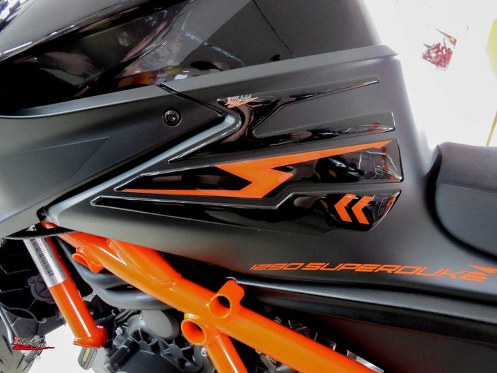 BIKE-label Tankpad Seitentank kompatibel für KTM 1290 Super Duke R ab BJ 2020-800467