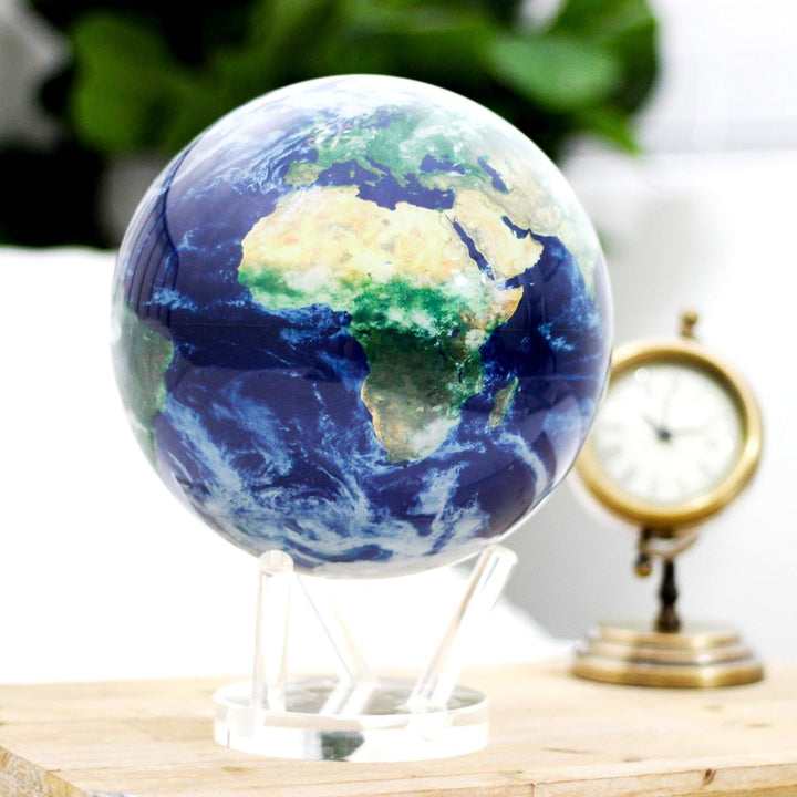 MOVA Globe Outer Space Serie Erde mit Wolke, 11,4 cm mit Sockel, solarbetriebener, rotierender Globu