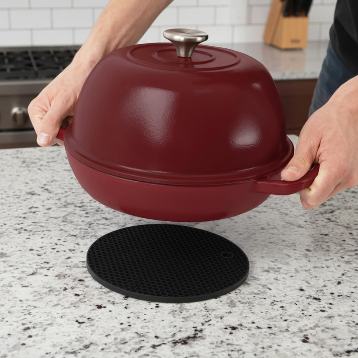 Mahlzeit Gusseisen Brottopf Set emailliert | 6,4 Liter | Dark Cherry | Brotbackform mit Brotschlinge