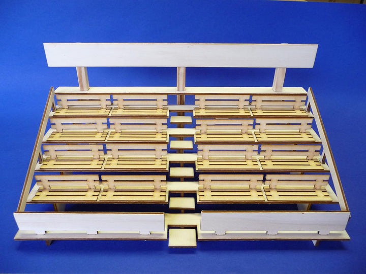 Slotcar Dekoration TRIBÜNE mit SITZBÄNKEN in 1:32 aus Holz für Carrera DIGITAL Figuren