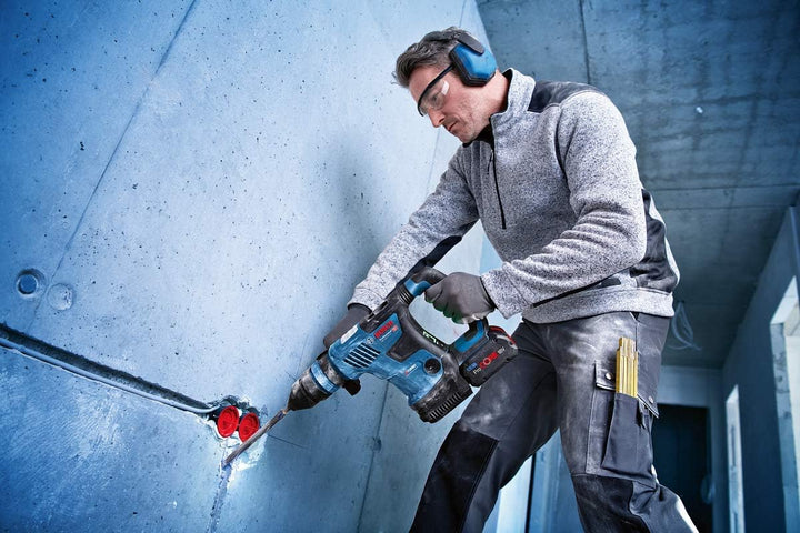 Bosch Professional BITURBO Akku-Bohrhammer GBH 18V-34 CF (mit SDS plus Wechselfutter, 5,8 J, inkl. B