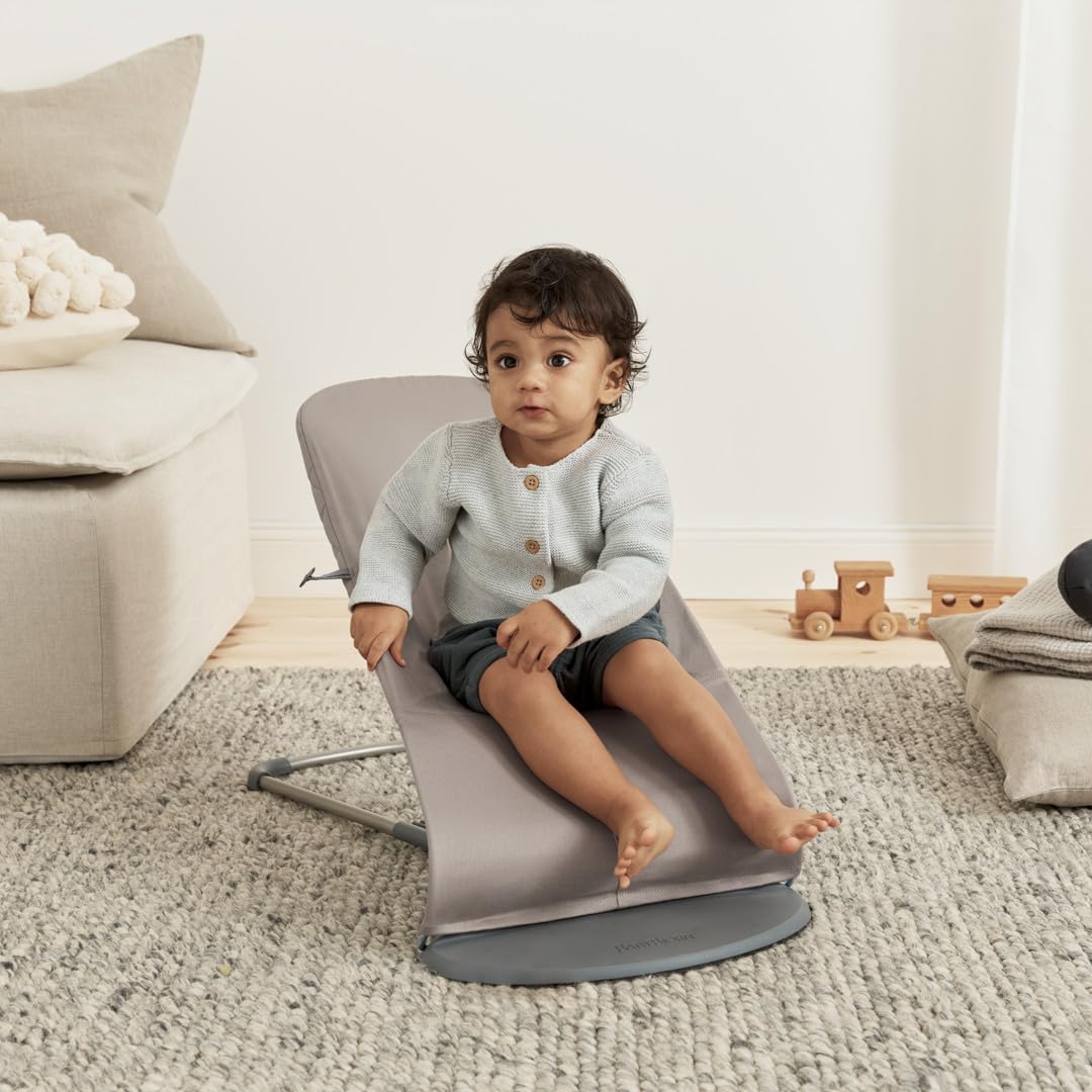 BabyBjörn Babywippe Bliss, Gewebt, Klassische Steppung, Sandgrau Sandgrau Gewebt, Klassische Steppun