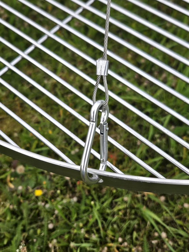 HeRo24 Schwenkgril/Grillgalgen Edelstahl T210 mit 60 cm Edelstahl Grillrost – Grillgalgen mit Erdspi