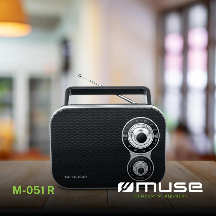 Muse M-051R tragbares Retro-Radio, UKW und MW, Netz- und Batteriebetrieb, Teleskopantenne, AUX-In, s