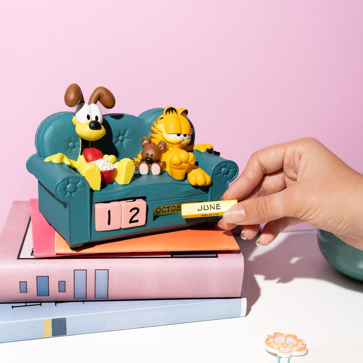 Grupo Erik Ewiger Kalender Garfield Figuren - 3D Kalender Tischkalender zum Aufstellen - Dauerkalend