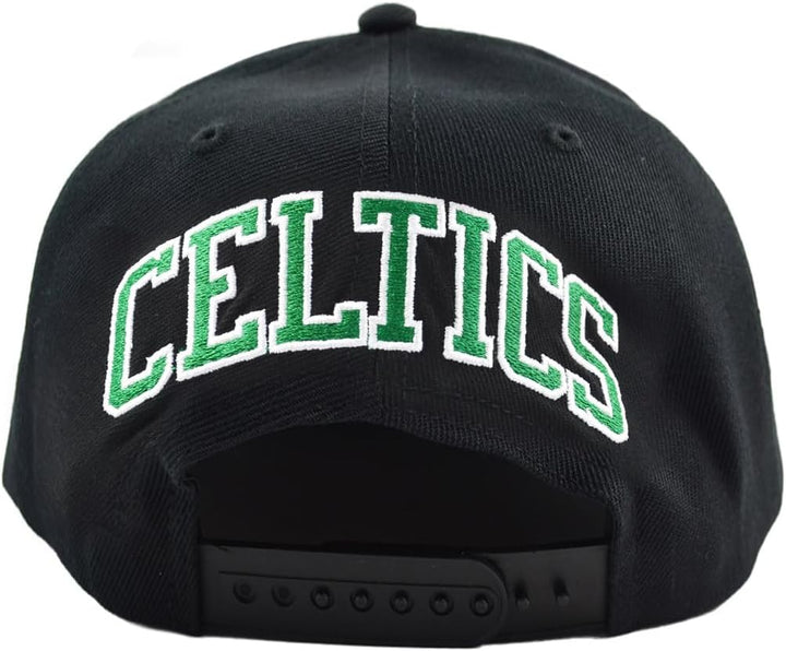 Mitchell & Ness NBA Snapback Cap Classic Red Curved Eazy Boston Celtics Black