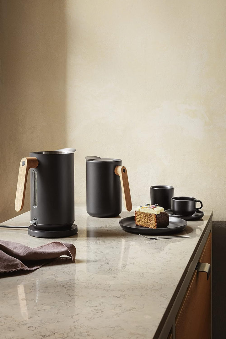 EVA SOLO | Wasserkocher 1,5l Nordic Kitchen | 100% tropffrei | 360 Grad drehbar | Pulverbesichtetem