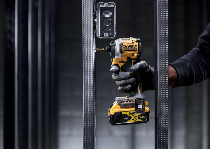 DeWALT DCF850P2T-QW Impact Driver