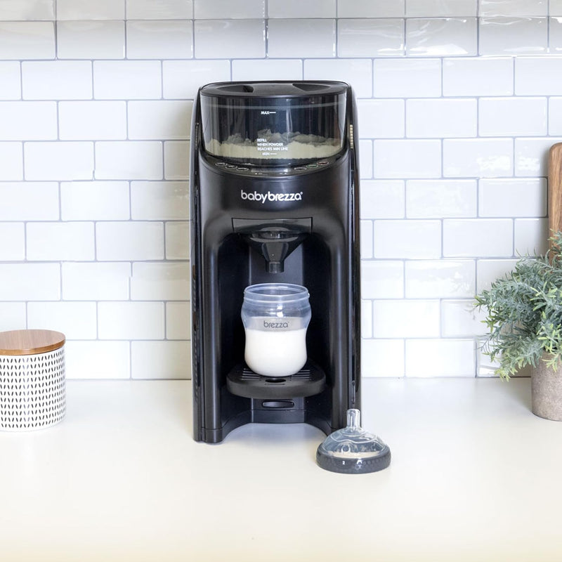 Baby Brezza - Formula Pro Advanced - automatischer Flaschenzubereiter - dosiert und mischt heisses W