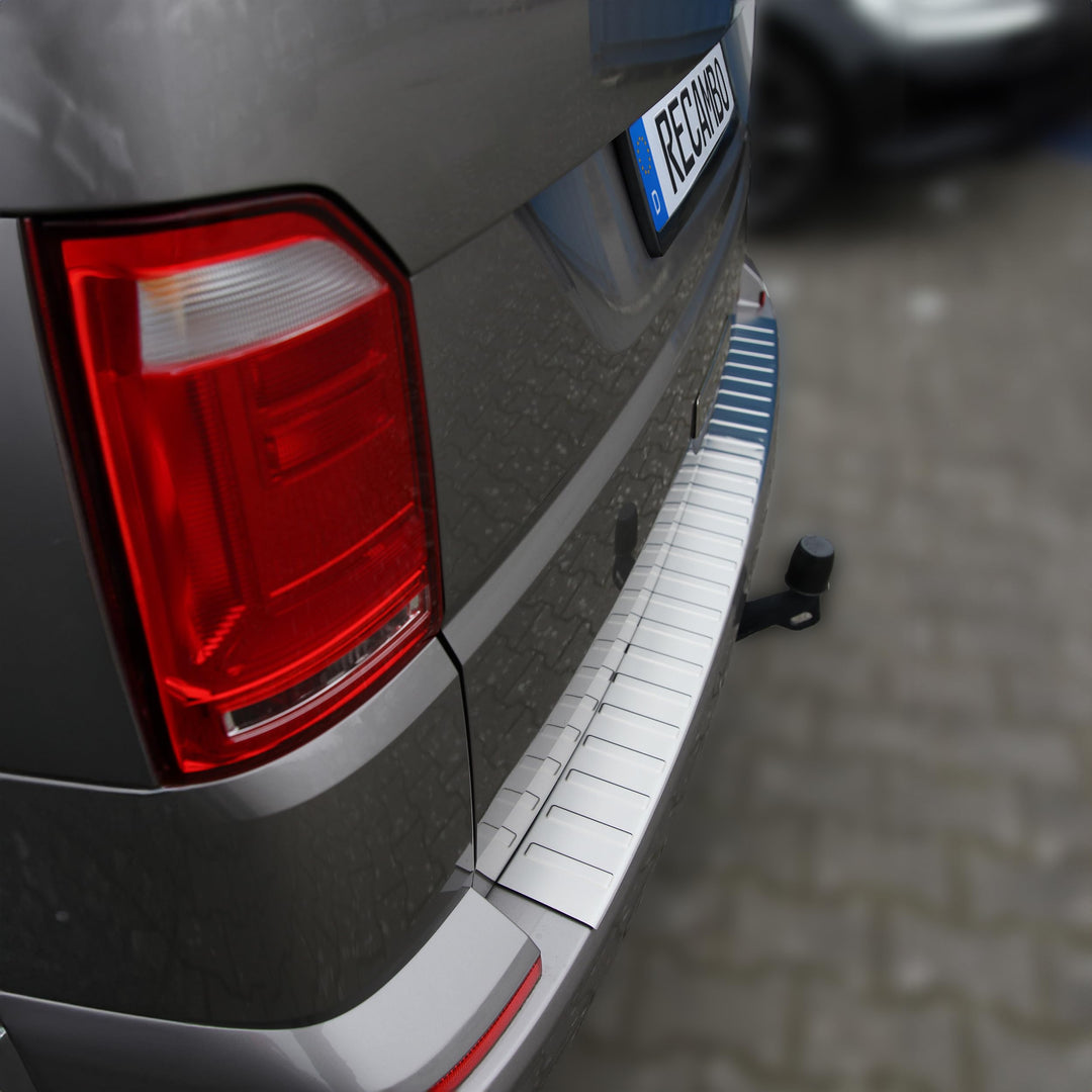 RECAMBO Ladekantenschutz Edelstahl kompatibel für VW T6 | BJ ab 2015 - matt gebürstet mit Textur - S