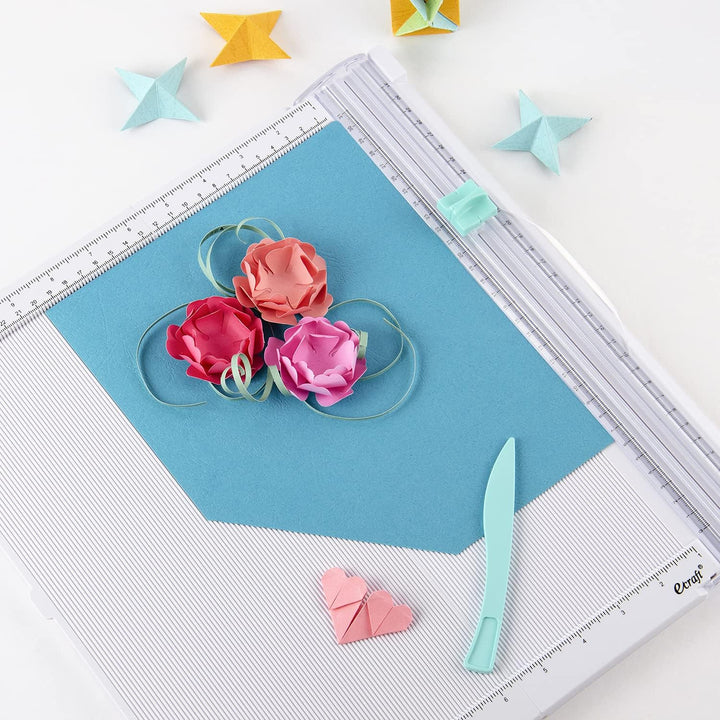 Ecraft Papierschneidebrett: 30,5 x 30,5 cm Bastelpapierschneider, zusammenklappbar und Punktzahl für