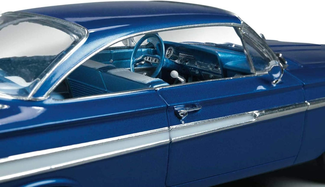 Round2 AMT1013/12 Fahrzeug-1/25 1961er Chevy Impala SS