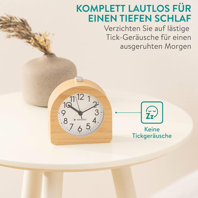 Navaris Holz Wecker Analog ohne Ticken - Batteriebetrieben - Wecker ohne Ticken - Mit Snooze Schlumm