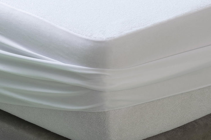 Tural - Antibakterieller Matratzen-Auflage. Wasserdicht und atmungsaktiv. Frottee aus 100% Baumwolle