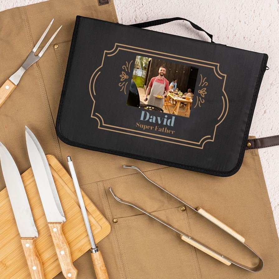 Wanapix | Personalisiertes BBQ-Set | Enthält 6 Ubehörteile (2 Messer, Schärfer, Tranchiermesser,Zang