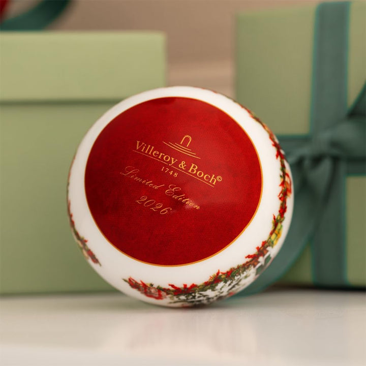 Villeroy &amp; Boch - Annual Christmas Edition 2026 Jahres-Kugel 6,5x8cm Bunt, Weihnachts-Sammlerstück,