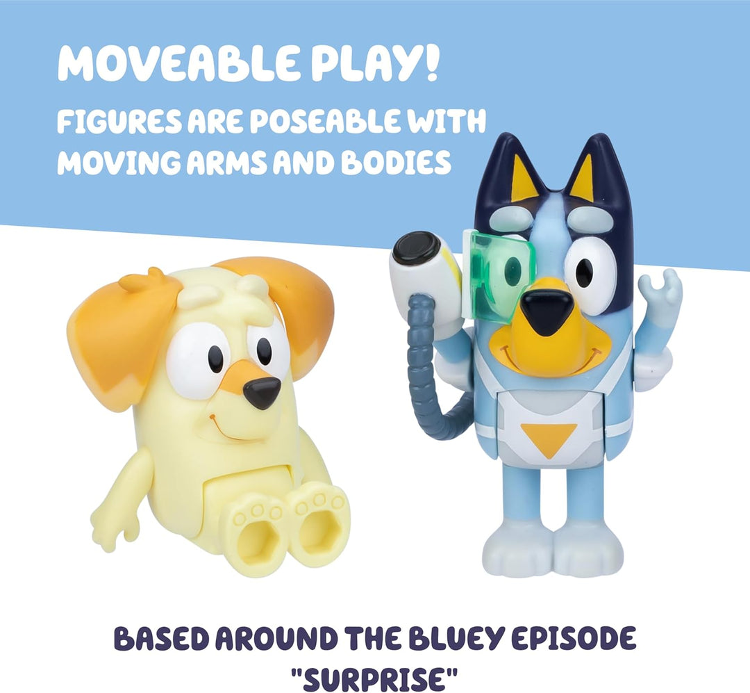 Bluey Figure 2-Pack - Surprise Blaster Suit Pack, 6.35 cm Figures of Bluey and Neighbor Chucky, Recr