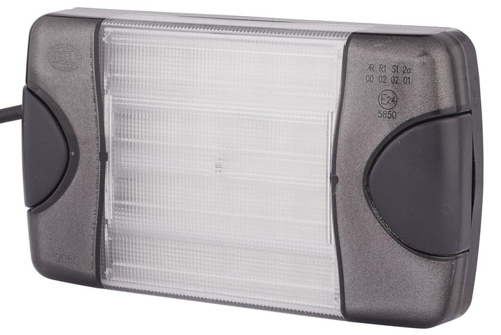 HELLA - Heckleuchte - DuraLED - LED - 12/24V - Anbau/geschraubt - Lichtscheibenfarbe: weiss - Kabel: