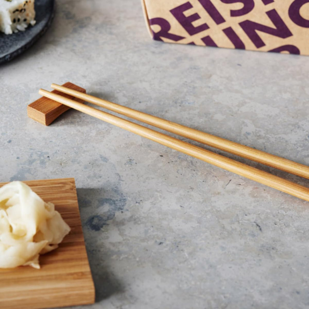 Reishunger Sushi Servier Set (4-teilig, für 4 Personen) aus Bambus – das perfekte Geschenk für Sushi