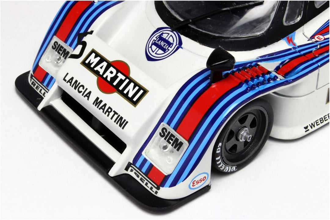 Italeri IT3641 3641S 1:24 Lancia LC2, originalgetreue Nachbildung, Modellbau, Basteln, Hobby, Kleben
