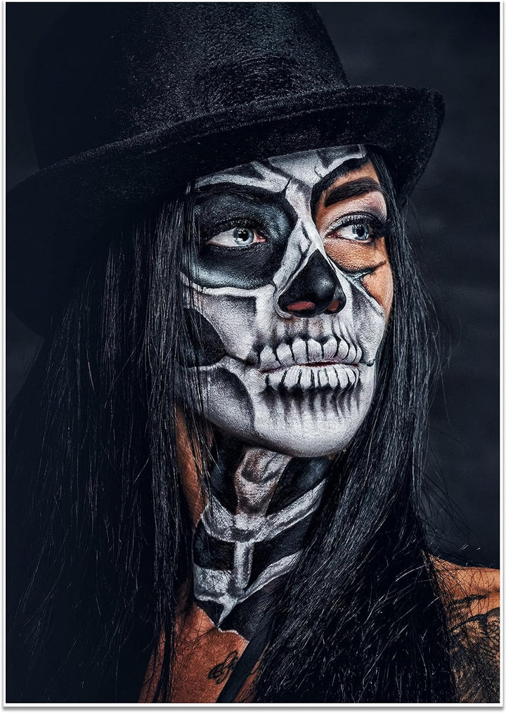 wandmotiv24 Poster als Wanddeko, Grösse Din A1, Model mit Totenkopf Makeup, Schminke, Hut, Frau, Mod