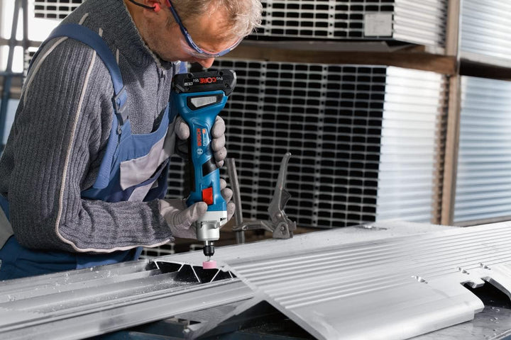 Bosch Professional 18V System Akku-Geradschleifer GGS 18V-20 (ohne Akkus und Ladegerät, inkl. 2x Ein