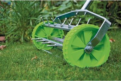 Draper Rollender Rasenlüfter mit 450 mm Stacheltrommel — 83983 — für Gartengrasbelüftung mit 33 mm Z