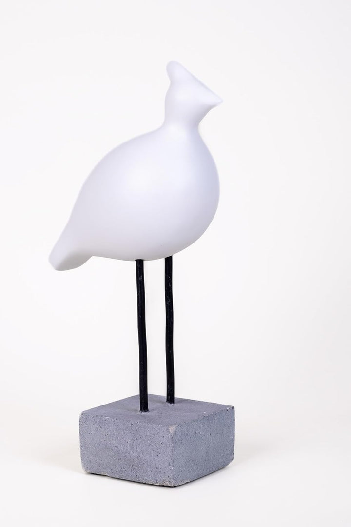 IDYL Moderne Skulptur Figur Sandsteinguss Vogelpaar auf kleinen Füssen |grau | 18x10x31-18x9x26cm |