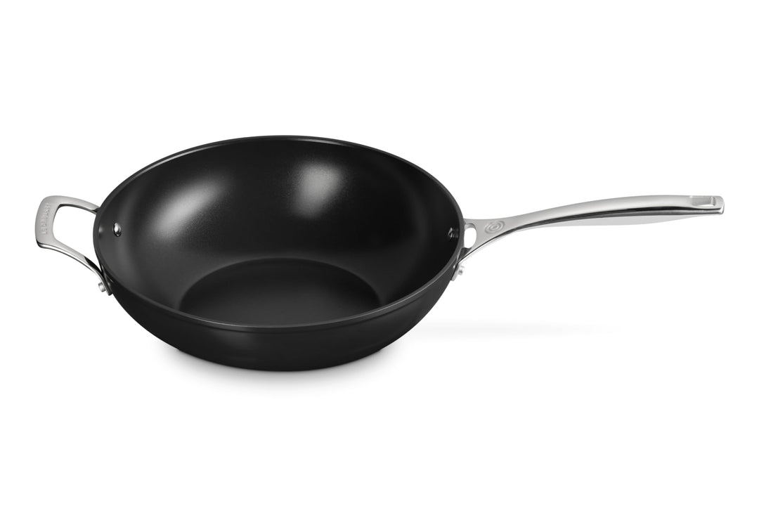 LE CREUSET Wok Pan Essential Antihaft-Keramik – ø 30 cm / 4,7 Liter – Keramik-Antihaftbeschichtung