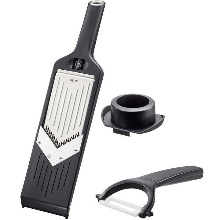 Küchenhelfer Set: GEFU Gemüsehobel VIOLI 2.0 & GEFU Keramikschäler CERAMO - V-Hobel mit Julienne-Sch