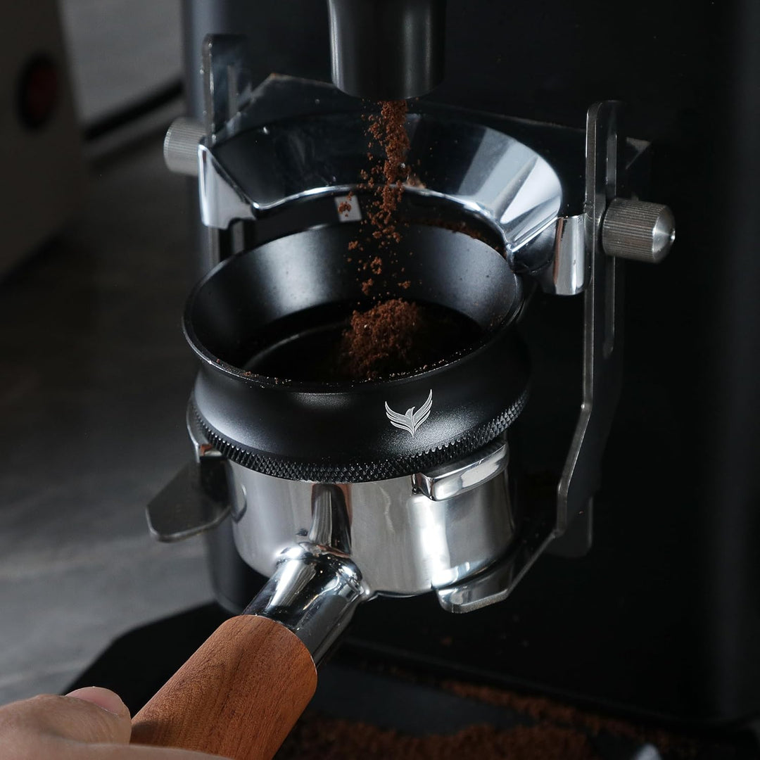 KNODOS Magnetischer 54 mm Kaffee Dosierring und Espresso Pucksieb Set für 54 mm Siebträgerkorb, komp
