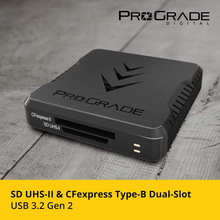 CFexpress Type B und SD UHS-II Speicherkartenleser mit zwei Steckplätzen von ProGrade Digital | USB