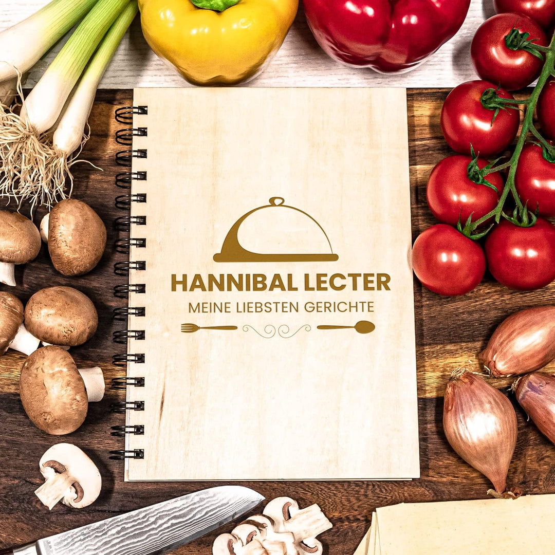 Geschenke 24 | Rezeptbuch zum selberschreiben | Holz-Hardcover mit Gravur (Liebste Gerichte) | mit W