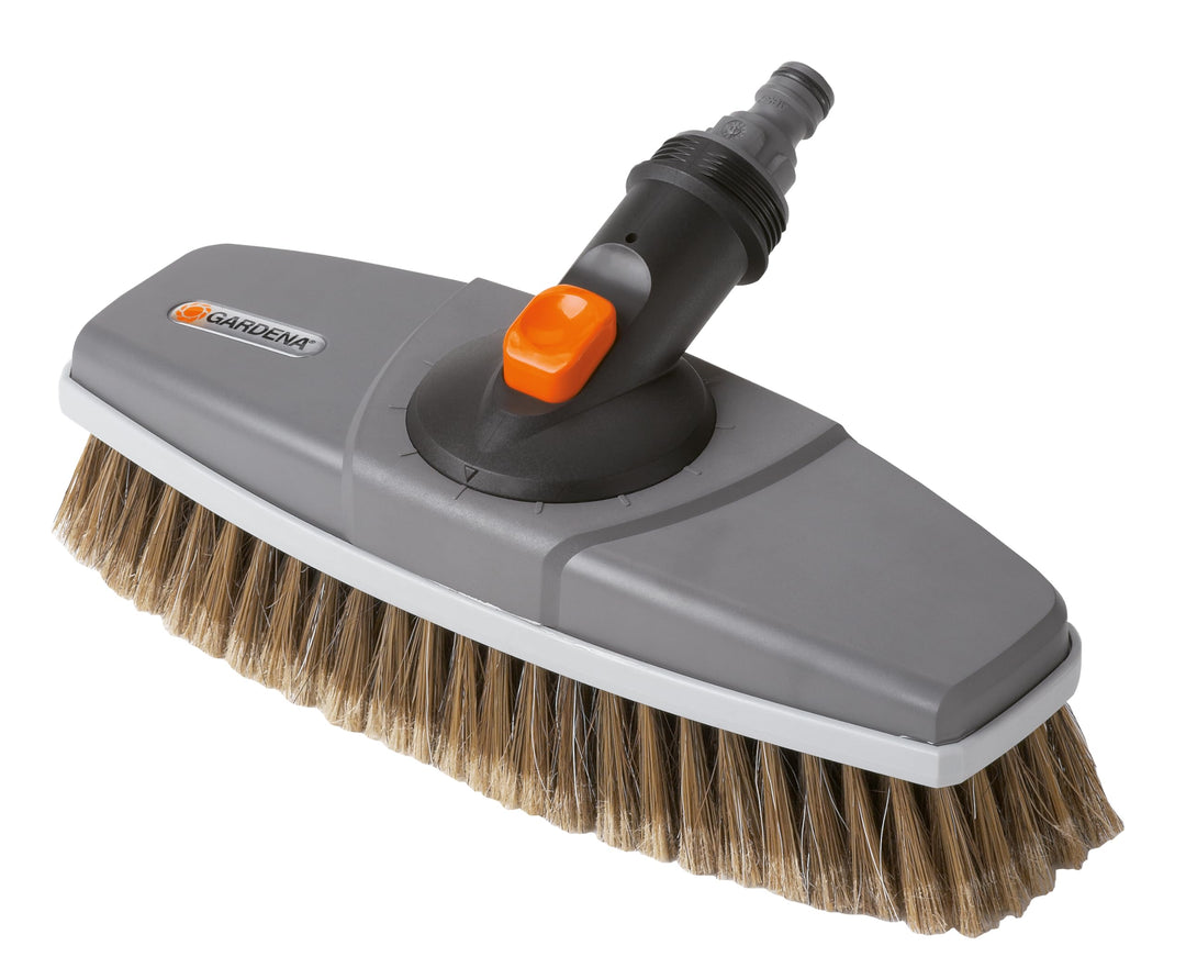 Gardena Waschbürste: Wasserführende Reinigungsbürste für das Cleansystem, auch für empfindliche Ober
