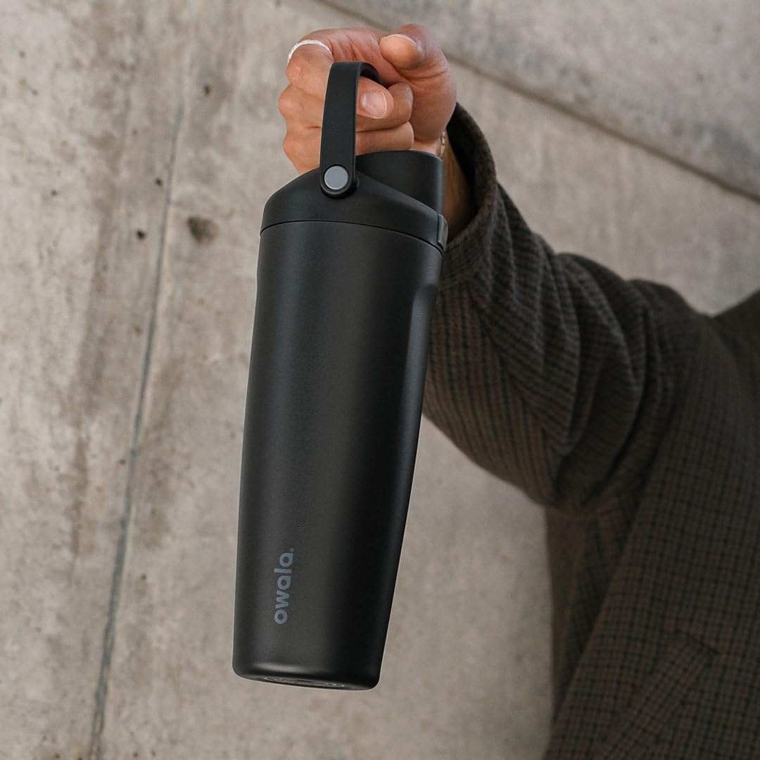 Owala FreeSip Sway Isolierte Edelstahl Trinkflasche mit Strohhalm und 2‑in‑1‑Trinköffnung, 890ml, in