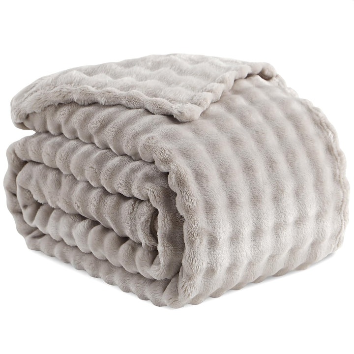 RUIKASI Bubble Decke Kuscheldecke Flauschig Beige - 150x200cm Sofadecke & Couchdecke aus Plüsch, War