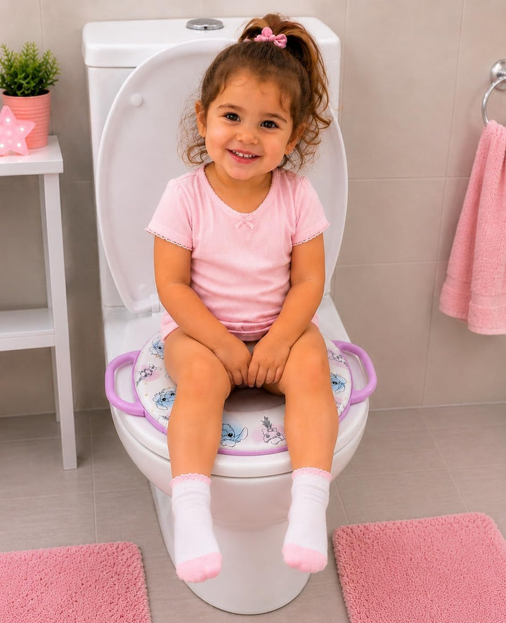 Tataway Soft Kindertoilette mit Griffen — Toilettenverkleinerer mit Disney-Stitch-Grafik — rutschfes