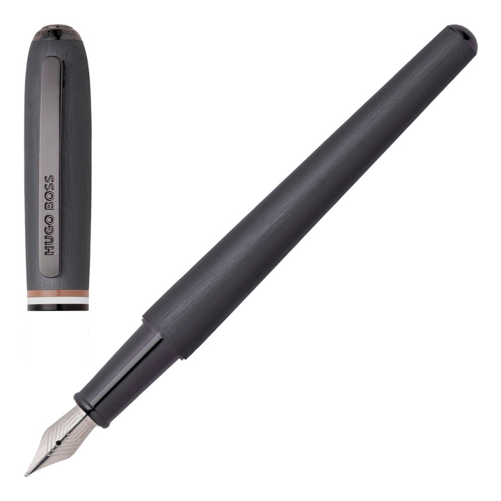 Hugo Boss Contour Iconic Füllfederhalter aus Messing und Aluminium in der Farbe Schwarz, Länge: 13,6