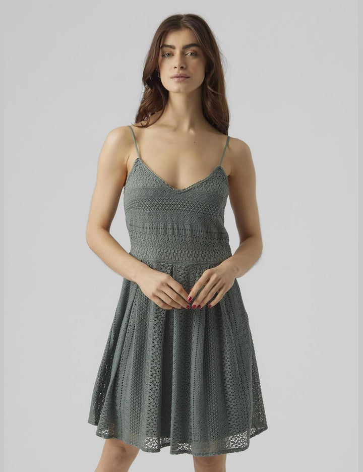 VERO MODA Female Plissiertes Kleid VMHONEY Kurzes Kleid M Laurel Wreath, M Laurel Wreath