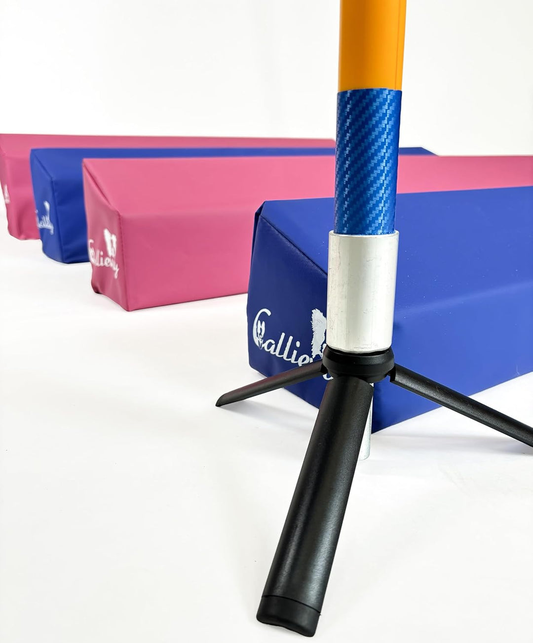 Callieway Agility Soft-Weitsprung - FCI konform (inkl. 4 Ecksteher in orange) blau/himbeer inkl. Eck