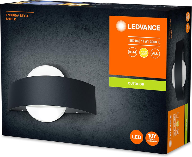 Ledvance LED Wand- und Deckenleuchte, Leuchte für Aussenanwendungen, Warmweiss, 60,0 mm x 240,0 mm x