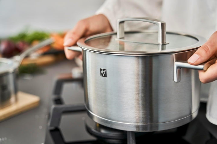 ZWILLING Vitality Kochtopf-Set, 5-teilig, 4 Deckel, Induktionsgeeignet, Edelstahl, Silber, 5-teilig