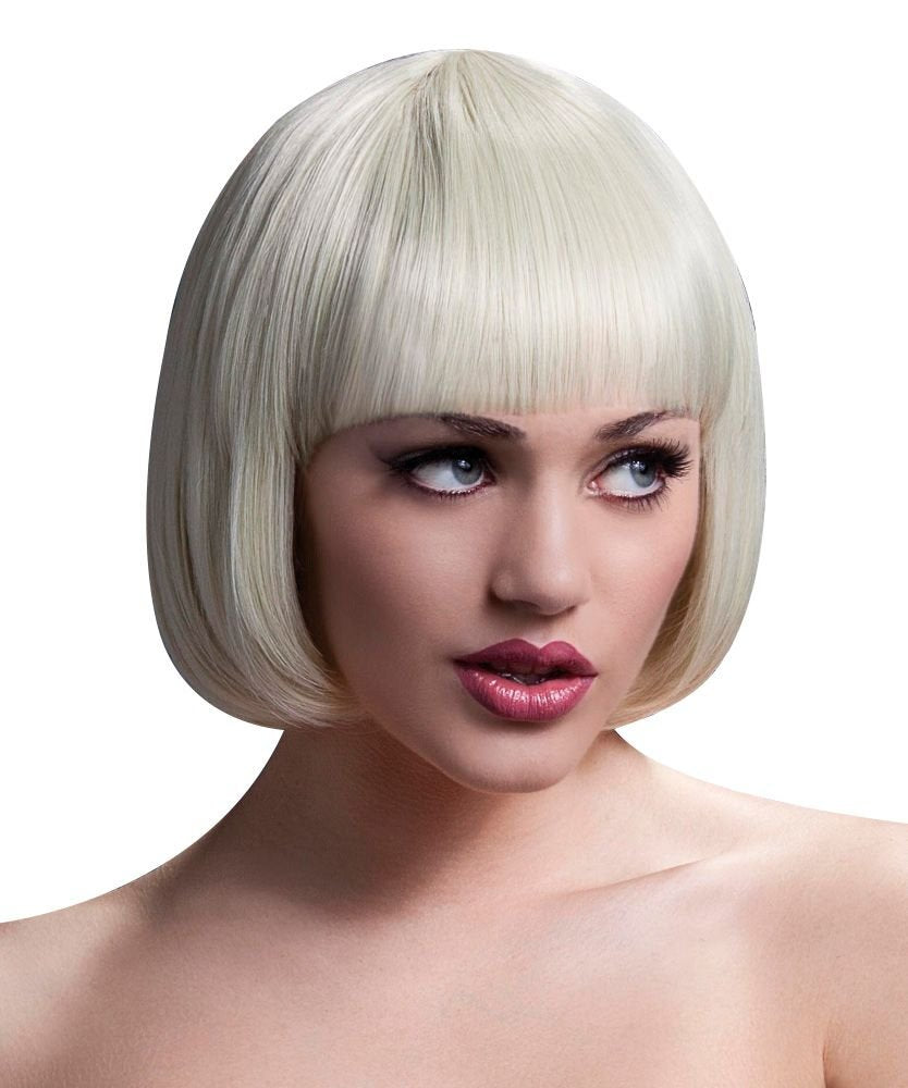 Smiffys Fever Kollektion, Mia Perücke, Blond, Kurzer Bob mit Pony, 25cm / 10in Halloween Beige (Blon